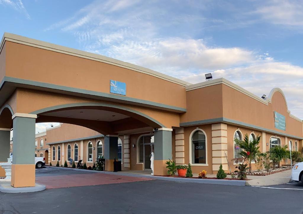 Quality Inn Vincennes Exterior foto