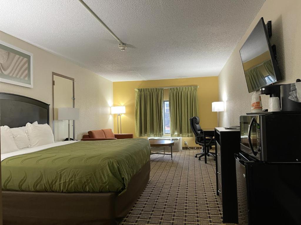 Quality Inn Vincennes Exterior foto