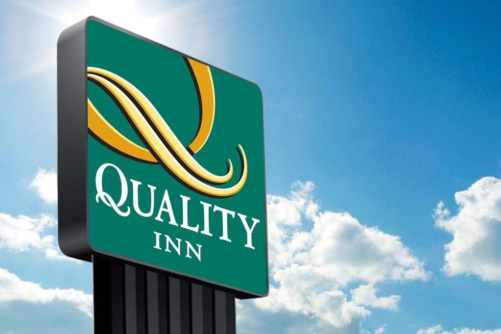 Quality Inn Vincennes Exterior foto